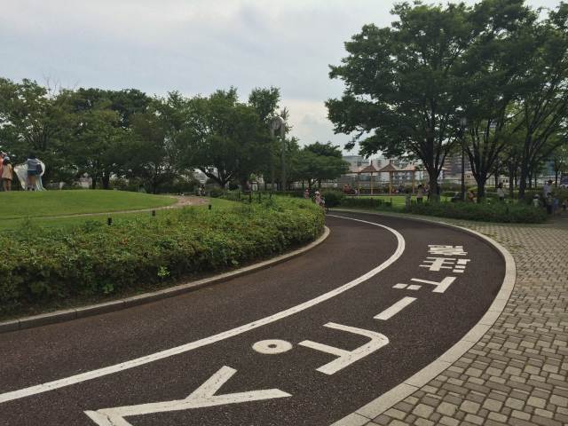 荒川自然公園の交通園～模擬道路の様子