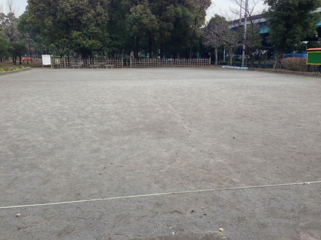 平和島公園のゲートボール場