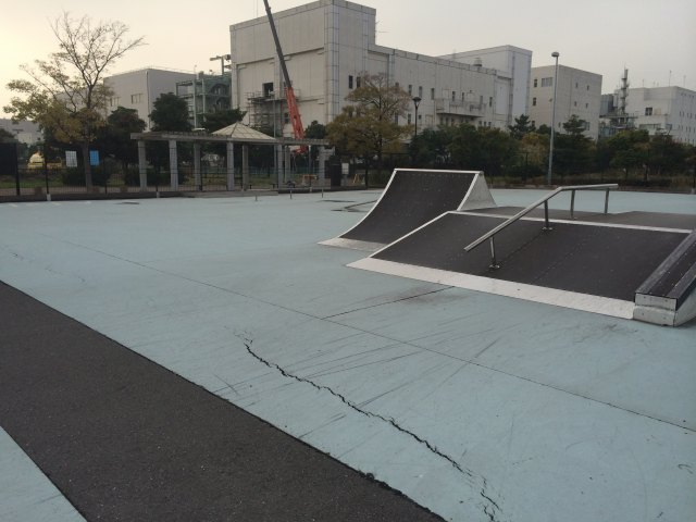 城南島海浜公園のスケボー広場