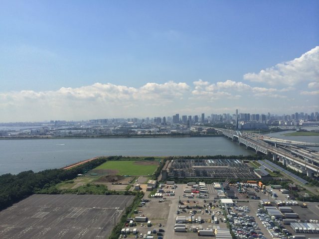 ダイヤと花の大観覧車から眺めた舞浜方面