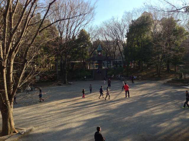 希望丘公園の時計塔広場