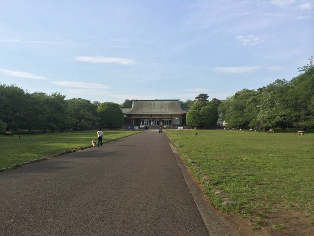 江戸東京たてもの園前広場