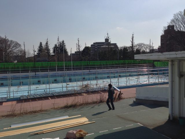 駒沢オリンピック公園の水泳場