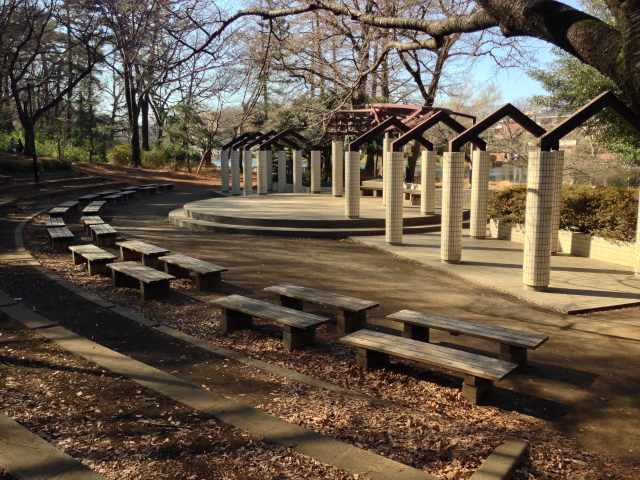 石神井公園の野外ステージ