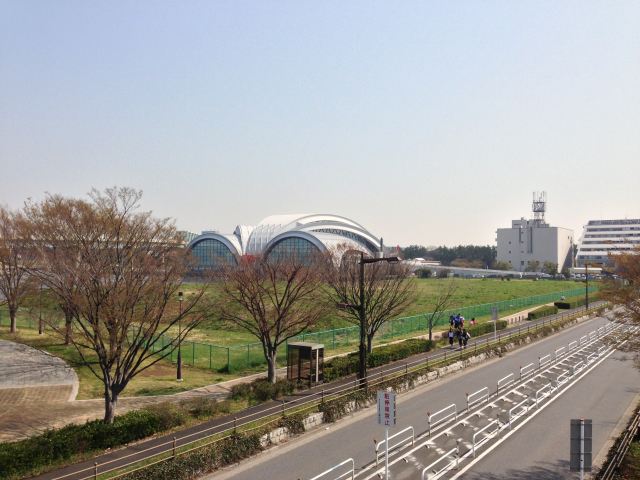 辰巳の森海浜公園の連絡橋