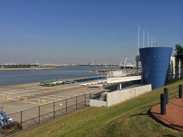 若洲海浜公園のヨット訓練場