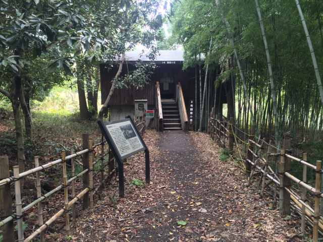 東京港野鳥公園の3号観察小屋