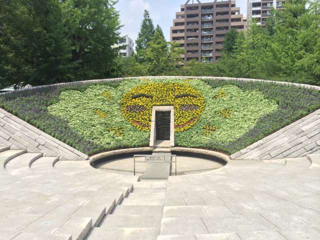 東京空襲犠牲者を追悼し平和を祈念する碑